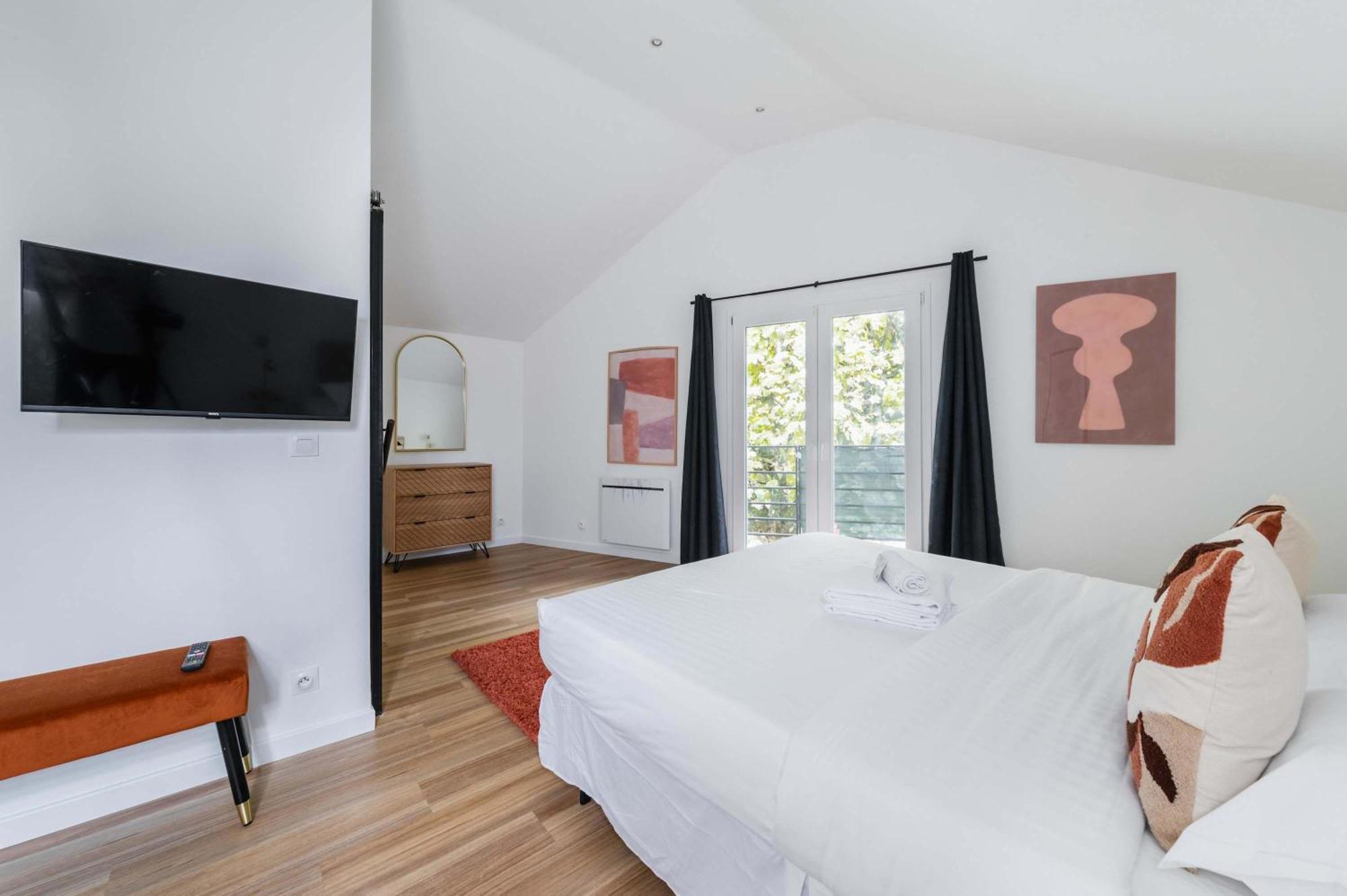 Villa Romainville Paris Pour 8 Personnes - Flat-Guest Kültér fotó